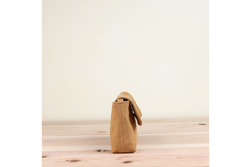 よこポシェット キャメル [アトリエSASSA 富山県 朝日町 34310397-cm] ポシェット 斜めがけ バッグ 長財布 スマホ 帆布 革 おしゃれ 手作り シンプル レザー