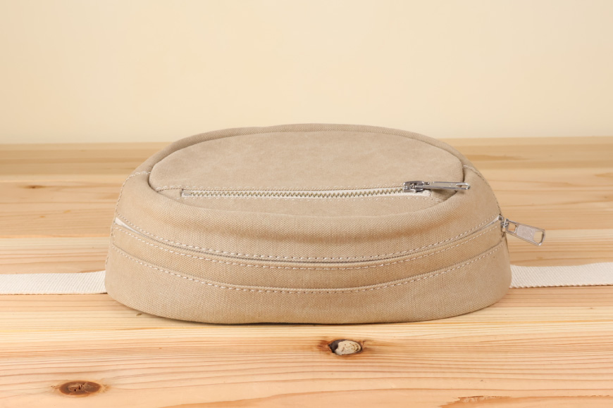 ボディバッグ エッグ [アトリエSASSA 富山県 朝日町 34310572-gb] ボディバッグ 鞄 かばん カバン 帆布 革 おしゃれ 手作り シンプル レザー