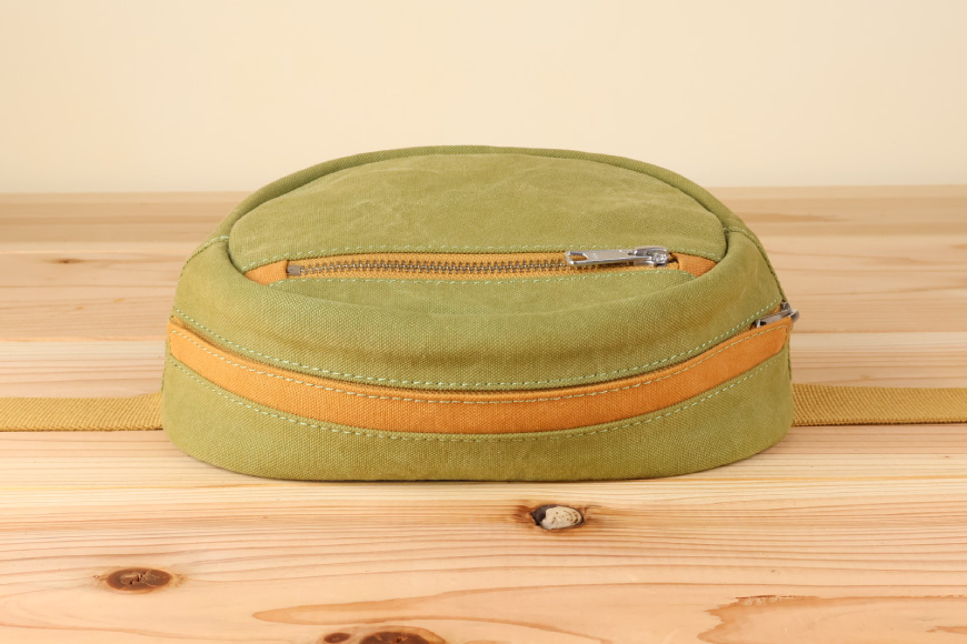 ボディバッグ エッグ [アトリエSASSA 富山県 朝日町 34310572-lk×cm] ボディバッグ 鞄 かばん カバン 帆布 革 おしゃれ 手作り シンプル レザー