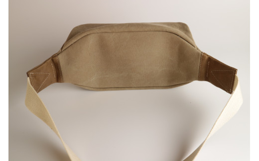 ボディバッグ グレーベージュ [アトリエSASSA 富山県 朝日町 34310131]