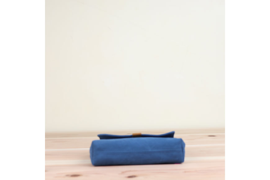 よこポシェット ブルー [アトリエSASSA 富山県 朝日町 34310397-bl] ポシェット 斜めがけ バッグ 長財布 スマホ 帆布 革 おしゃれ 手作り シンプル レザー