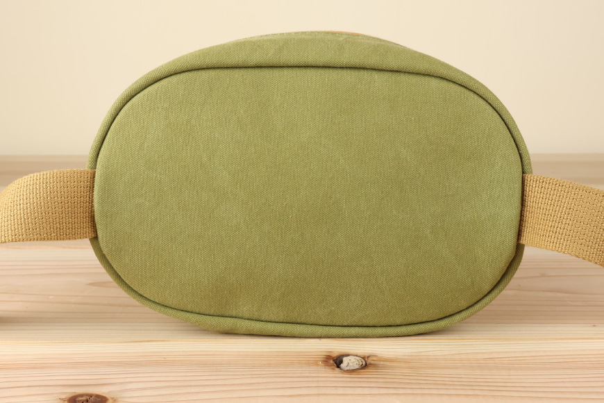 ボディバッグ エッグ [アトリエSASSA 富山県 朝日町 34310572-lk×cm] ボディバッグ 鞄 かばん カバン 帆布 革 おしゃれ 手作り シンプル レザー