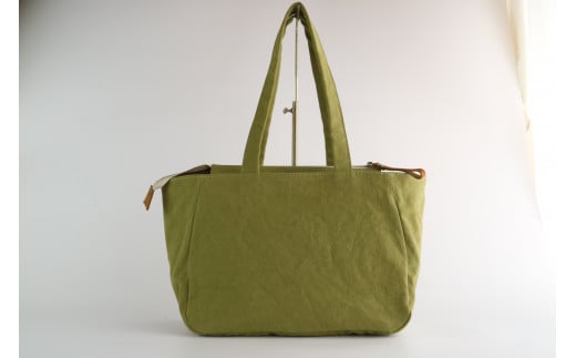 トートバッグ　M ライトカーキ [アトリエSASSA 富山県 朝日町 34310407] キャンバス 帆布 バッグ 鞄 カバン ビジネス カジュアル お稽古バッグ