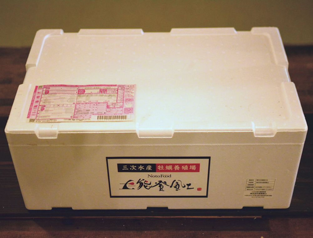 【発送時期が選べる】魚介類 牡蠣 / 能登風土 七尾産「能登かき」殻付き（発泡スチロール梱包(大)）◇  ｜ カキ かき オイスター 国産 BBQ バーベキュー キャンプ カキフライ 牡蠣鍋 海鮮 石川県 七尾市 能登 復興 復興支援 ※必ずよく加熱してお召し上がりください ※離島への配送不可 ※2025年11月下旬～2026年5月上旬頃に順次発送予定