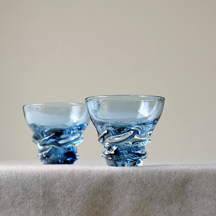 能登藍-noto blue- 流ぐい呑みペア（中田製箱所製木箱入り） ※2025年3月上旬頃より順次発送予定