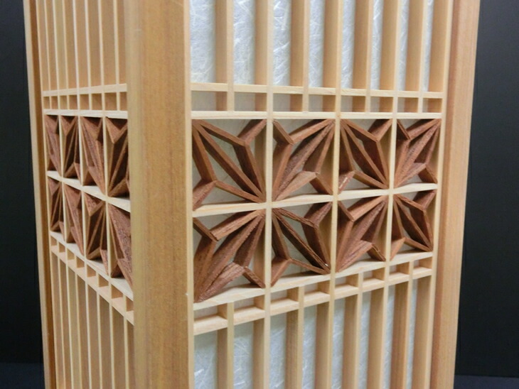 麻葉組子入り行灯（あさのはくみこいりあんどん）