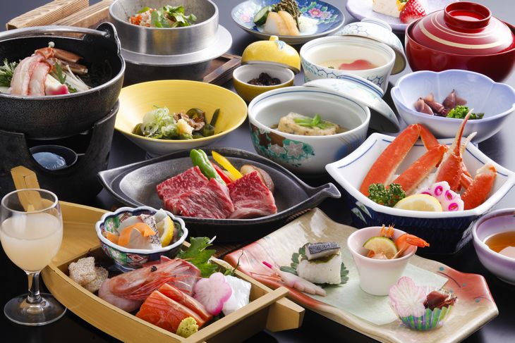 和倉温泉 大正ロマンの宿 渡月庵(一泊二食)2名様ご宿泊券/グルメＳＰ！『遥（はるか）』コース◇