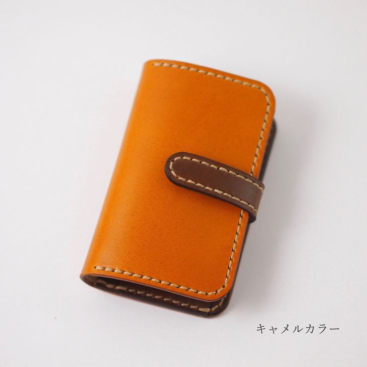 ヌメ革キーケース（４連キーリング・カード収納付）本革  ハンドメイド≪シンプル 牛革 選べるカラー 手作り≫