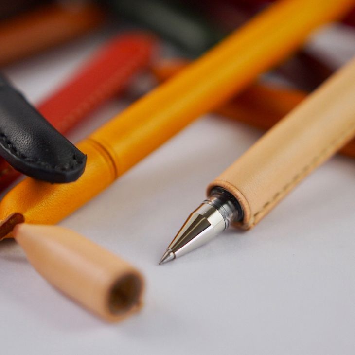 革まきペン（ペンカバー）本革　ハンドメイド≪シンプル 牛革 手作り≫