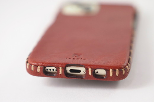 iPhoneケース 本革 ハンドメイド 15・15 pro・15 pro max・15 plus