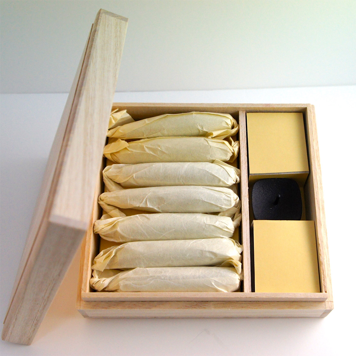 七尾和ろうそく「ろうそく等伯３号7本 こま燭台セット」