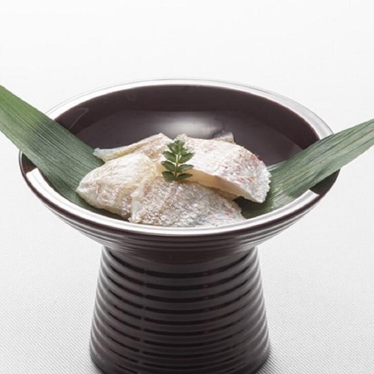 鯛の酢漬け 小鯛の笹漬＜120g×2個＞ | 魚貝類 魚介類 水産加工品 海鮮 シーフード セット アレンジ お寿司 詰め合わせ贈答 プレゼント ギフト たい 震災復興 復興支援 石川県 七尾市 能登