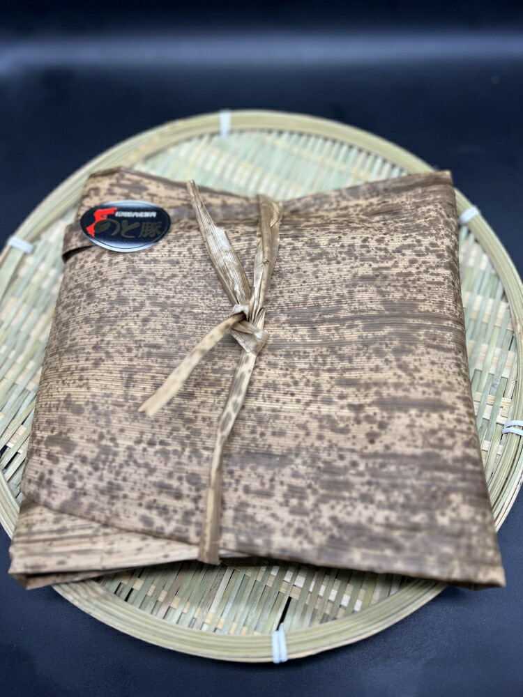 能登産豚肉「能登豚」ロースみそ漬け 5枚セット ｜国産 赤身 豚肉 焼肉 焼き肉 生姜焼き すき焼き しゃぶしゃぶ ステーキ スライス 人気 BBQ キャンプ ギフト冷凍 送料無料  能登産 石川県 七尾市