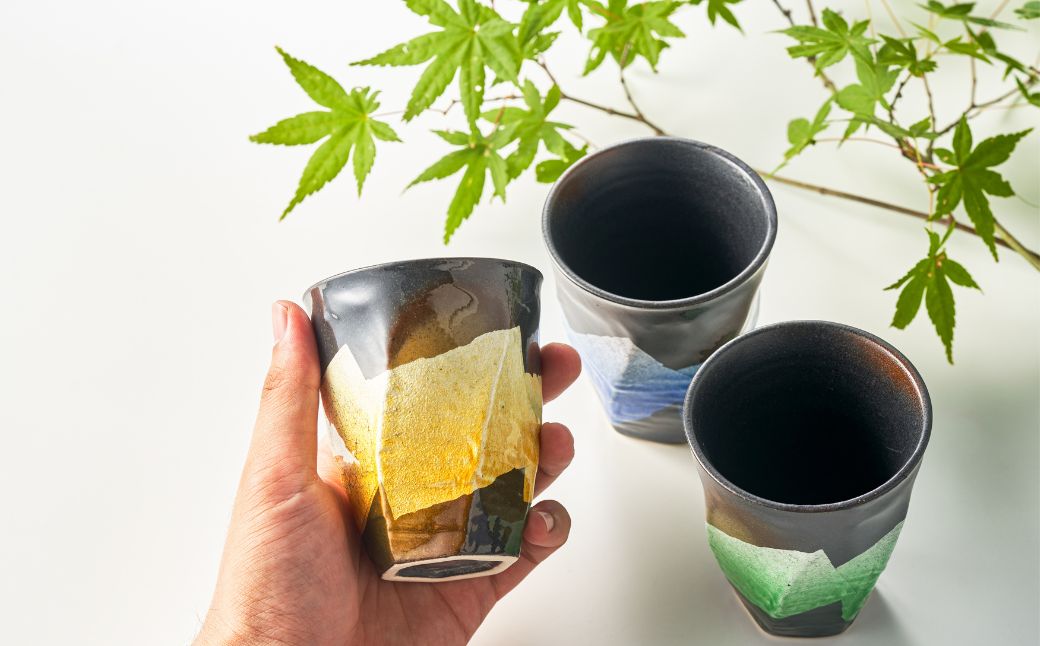 【食卓に彩りを】九谷焼 焼酎カップ 「銀彩」 【銀彩黄釉】 九谷焼 酒器 タンブラー ｜ 石川県 小松市 【打田平太郎商店】