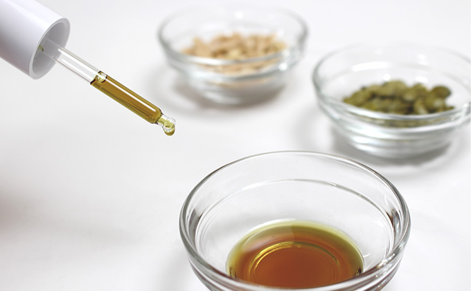 『V.E.G.』ネイルオイル