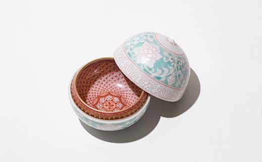 【高島屋選定品】 白砡描割（はくぎょくかきわり） 宝相華文珠盃 緑 工芸品 陶磁器 日本製 F6P-2883