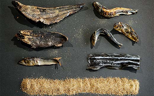 天然素材だしパック 150g（15g×10袋）かつお節 目近 あじ さば 煮干し 昆布 だし ダシ 出汁 調味料 海産物 食品 F6P-2941