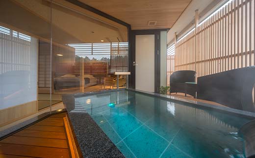 【平日限定】展望露天風呂付プレミアム和洋室 四季亭懐石ペア宿泊券 ＜１泊２食付き＞ F6P-0253