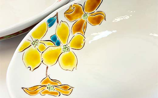 九谷焼 楕円ペア鉢 ハナミズキ 2個セット 伝統 工芸品 装飾品 盛り鉢 テーブルウェア 食器 プレゼント ギフト 贈り物 石川県 加賀市 F6P-2862