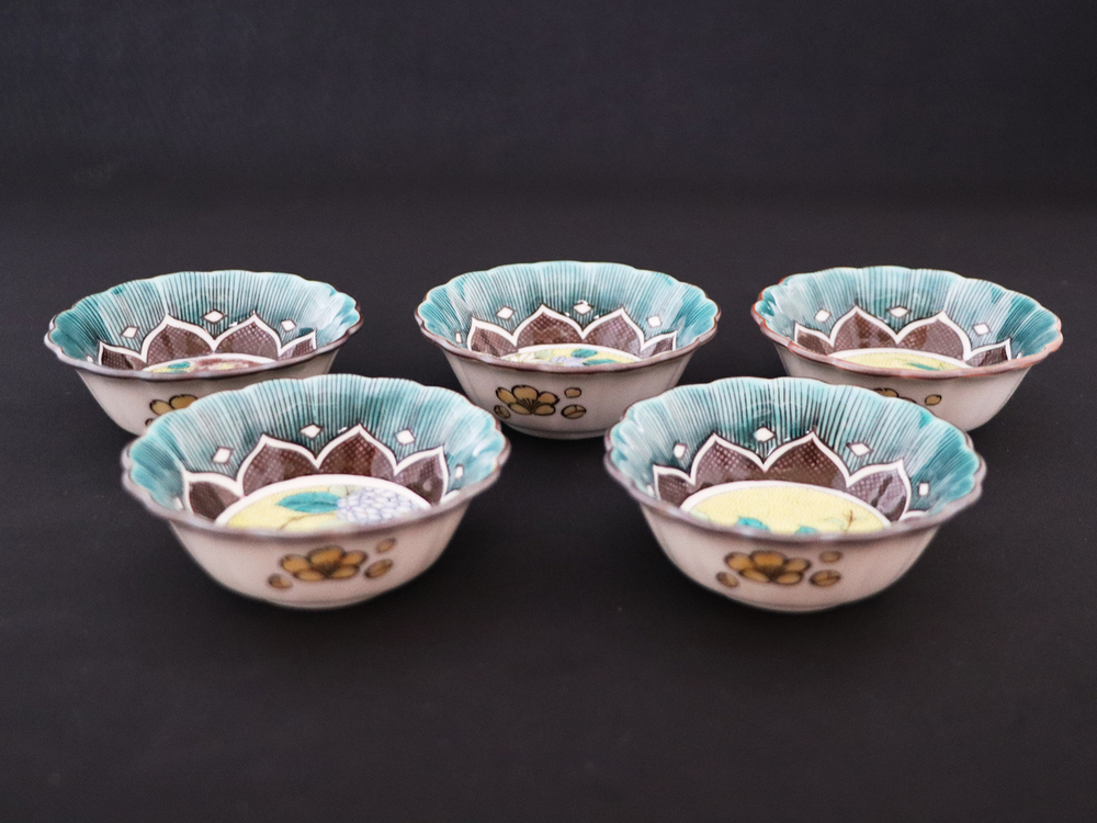 九谷焼　 2.5号小鉢揃　吉田屋草花　a01