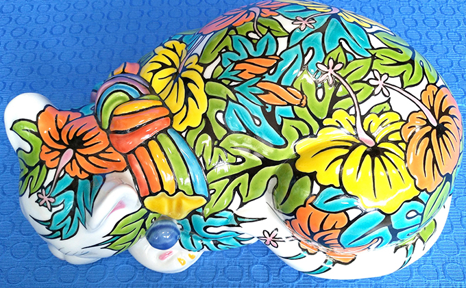 九谷焼「眠り猫　ハイビスカス」糠川孝之作