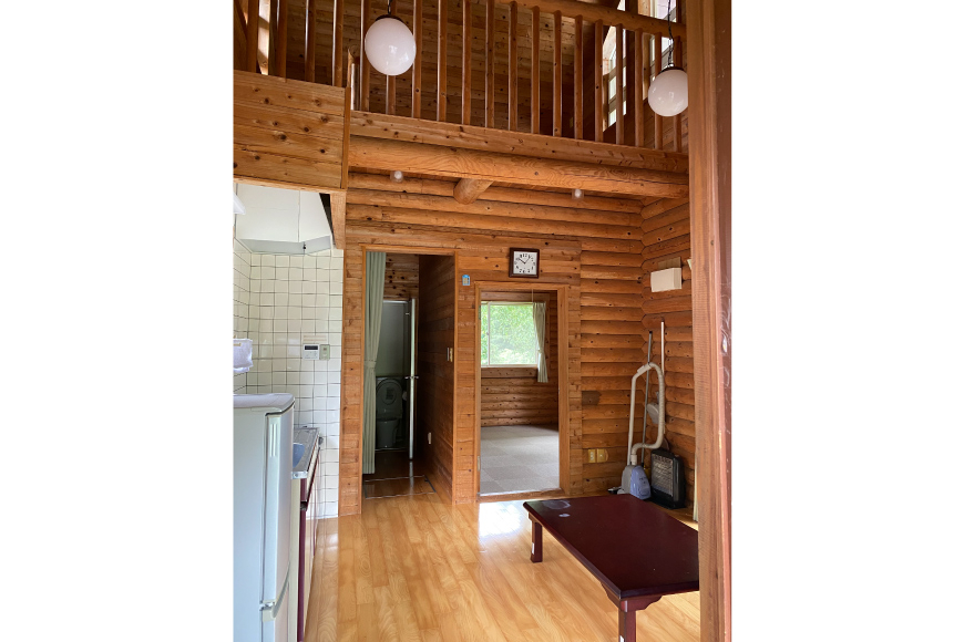 宿泊券 三国山キャンプ場 大型ログハウス 1泊宿泊券 [津幡町役場 石川県 津幡町 28am0008] キャンプ ログハウス コテージ 森林浴