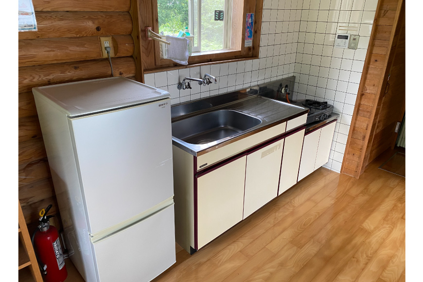 宿泊券 三国山キャンプ場 大型ログハウス 1泊宿泊券 [津幡町役場 石川県 津幡町 28am0008] キャンプ ログハウス コテージ 森林浴