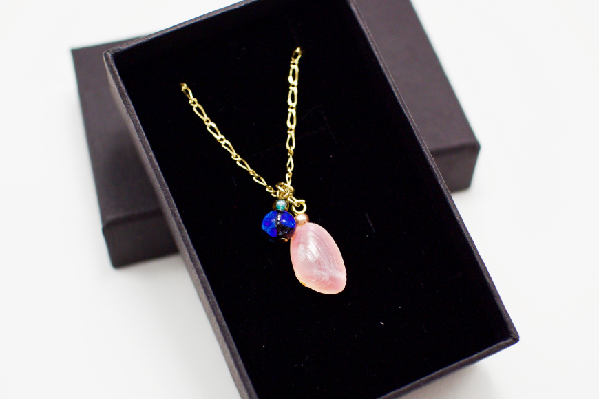 幸せを呼ぶ さくら貝アクセサリー（ペンダント） [キダニ 石川県 志賀町 AL4104]