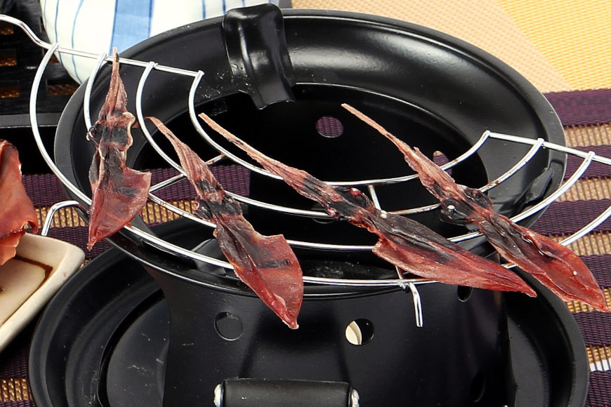 丸干しいかと干しほたるいか【能登の魚醤「イシリ」使用】 [西海水産 石川県 志賀町 AB4133] いか イカ おつまみ 干しいか もみいか ほたるいか 手作り イシリ漬