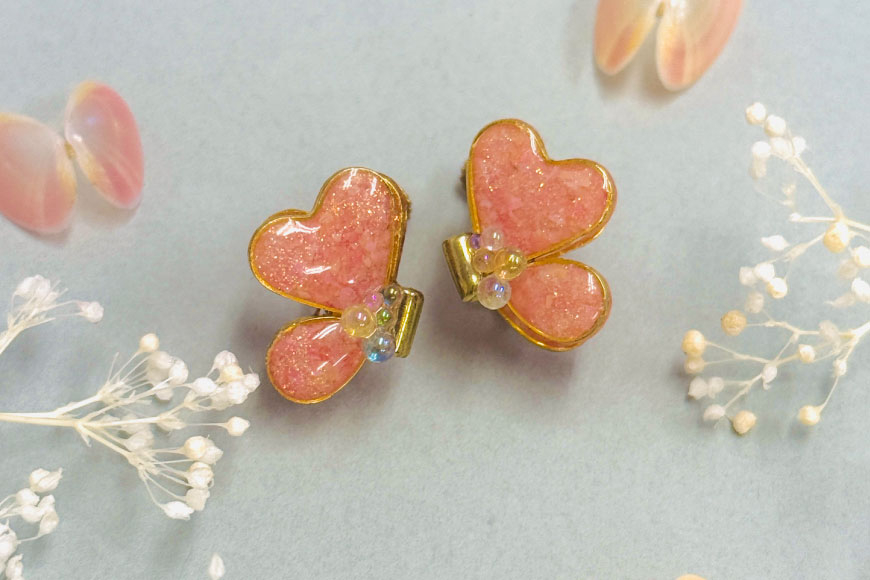 さくら貝 Kakera シリーズ パピヨン ピアス イヤリング [Salon nico 石川県 志賀町 BU4009-a] 桜貝 サージカルステンレス 金属アレルギー