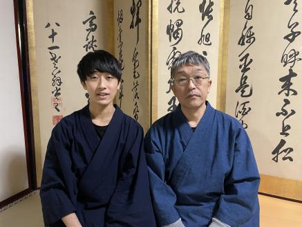 お墓　お掃除・献花・お参り代行サービス　年3回 [G-06001]