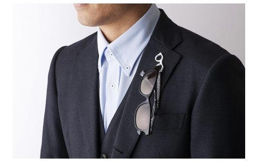 ピンバッチ『ｍｅｇａｎｅ　ｐｉｎ（メガネピン）』