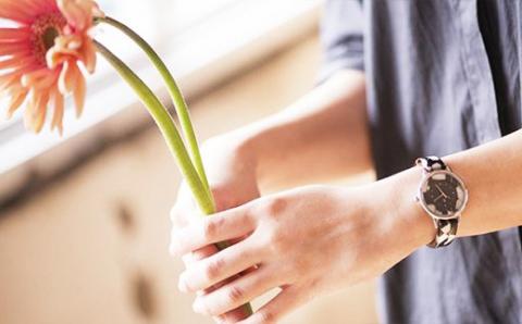 『IGATTA COLLETTI☆ バングルウォッチ・レディース』 ゴールドモザイク ゴールドモザイク