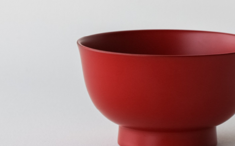 【大本山永平寺御用達　漆琳堂】1793年創業の老舗漆器屋が展開するマットな上質感のある汁椀朝倉椀黒朱4寸 朱 4寸