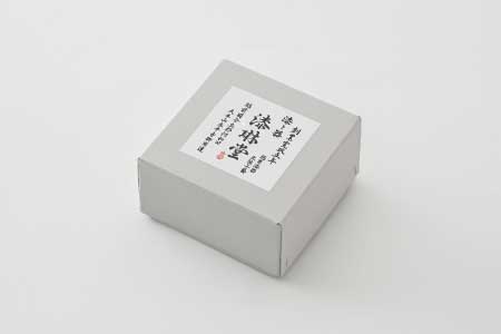 優れた耐久性と優しい風合い「漆琳堂の和紙貼り椀」/ 黒 黒