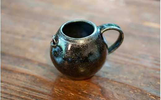 【青ノ木窯】鉄釉河豚徳利 [aw008-b001]