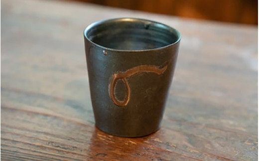 【青ノ木窯】銀彩フリーカップ [aw008-a003]