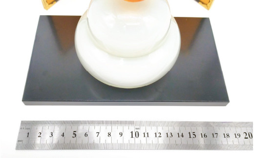 ガラスの鏡餅 大 白 ＜コンパクトで便利！贈り物にも！＞ ／ かがみもち お正月 飾り 置物 新年 迎春 職人 手作り ハンドメイド ガラス細工 ガラス製品 インテリア 受注制作 [aw030-a002]