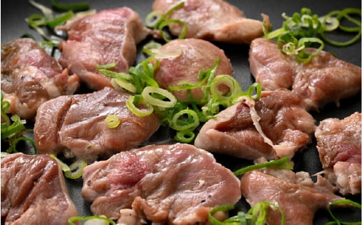 ネギ塩味 国産 豚タン 300g×3袋（計900g）約5～6人前 ／ 味付け肉 豚肉 小分け 焼肉 バーベキュー 冷凍 人気 アウトドア やみつき [aw001-a008]