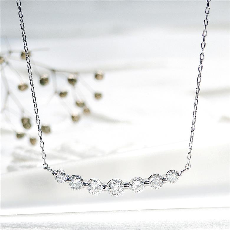 ＜ 甲府ジュエリー ＞Pt ダイヤ(0.50ct)　ラインPN　330629