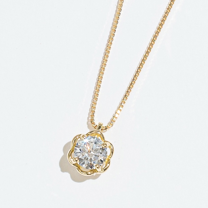 〈 甲府ジュエリー 〉K18イエローゴールド ダイヤモンドデザイン枠ネックレス(0.3ct)63-4038