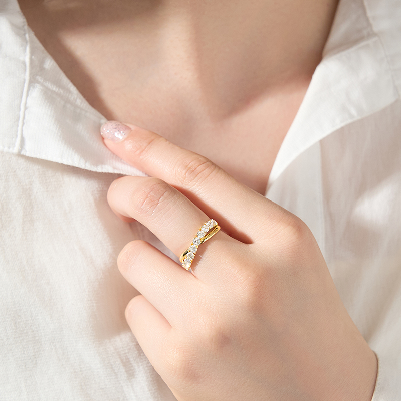 〈 甲府ジュエリー 〉K18 1.0ctダイヤモンドリング　20-4478