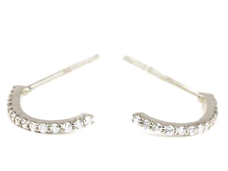 〈 甲府ジュエリー 〉PT900ダイヤモンド極細ラインピアス　E319DI-P