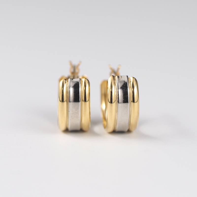 〈 甲府ジュエリー 〉K18・PT grand/グランド ピアス 010047