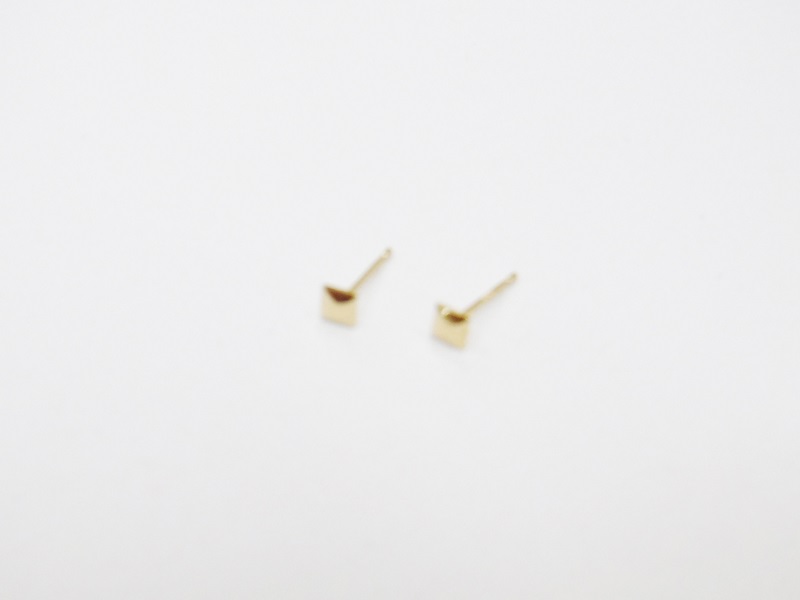 〈 甲府ジュエリー 〉K18ｽｸｴｱﾋﾟｱｽ地金(PE7490)