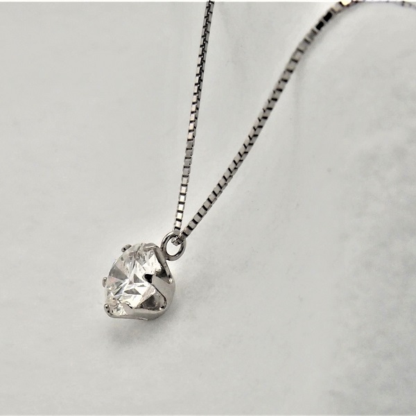 〈 甲府ジュエリー 〉Pt900 プラチナダイヤモンド1.0ctペンダント［LD0002］