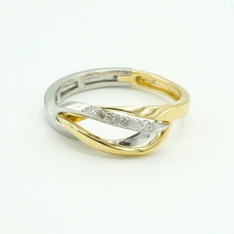 〈 甲府ジュエリー 〉K18YG&Pt900コンビ　サイズアジャストリング　天然ダイヤモンド　菱型　R17279C