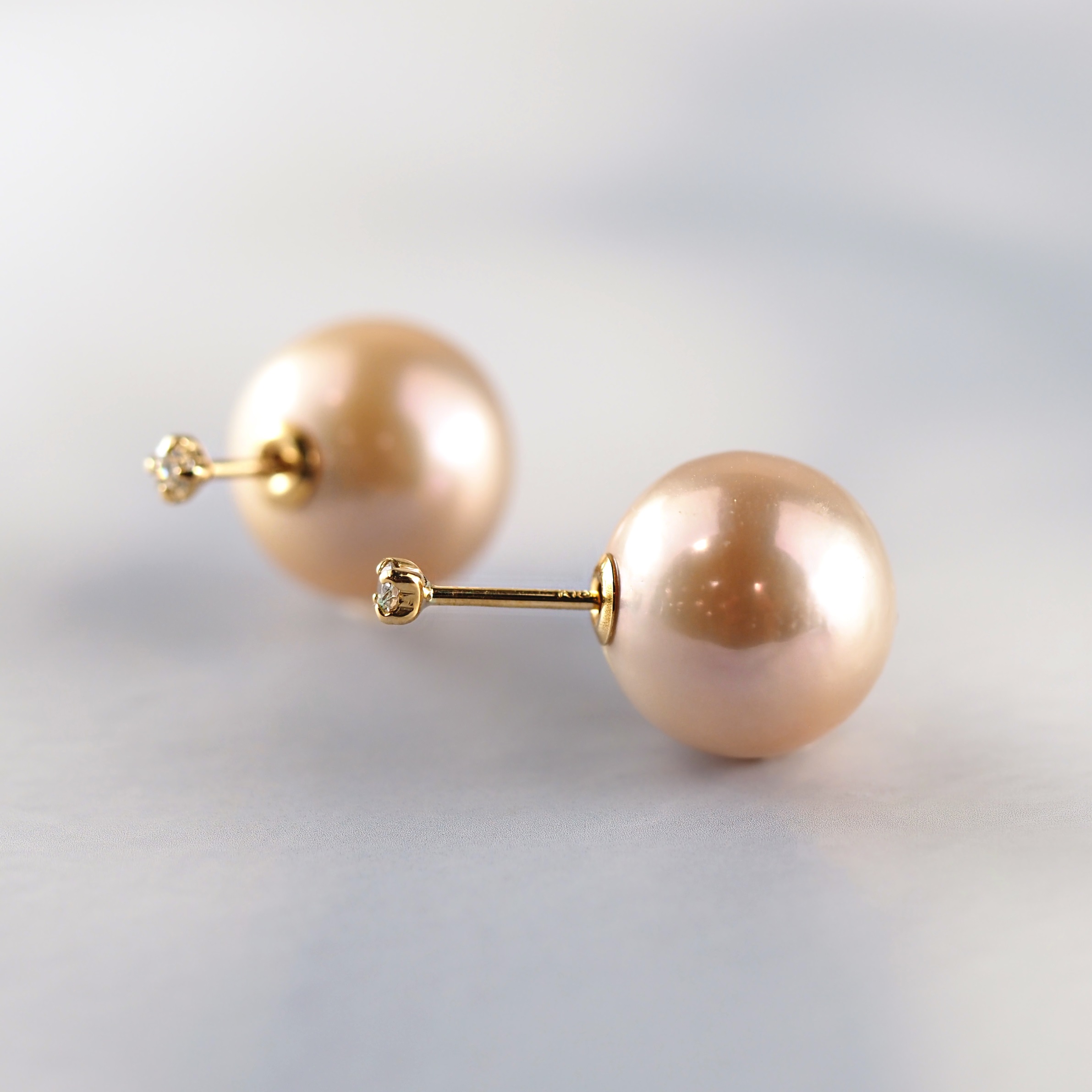 〈 甲府ジュエリー 〉K18 ダイヤモンドとカラー淡水パール　15012