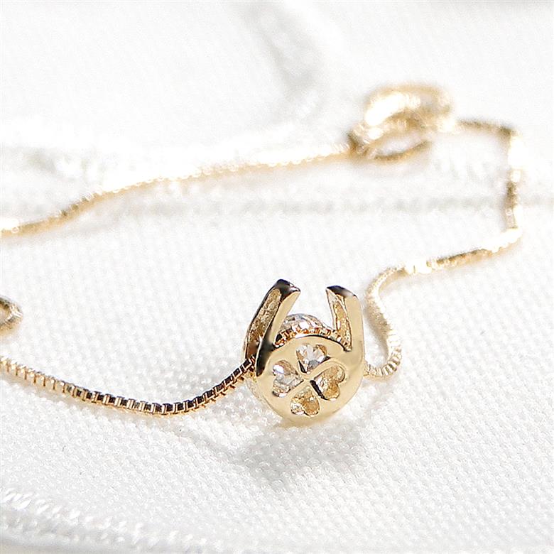 ＜ 甲府ジュエリー ＞K18　ダイヤ(H&C)　ペンダント　321828