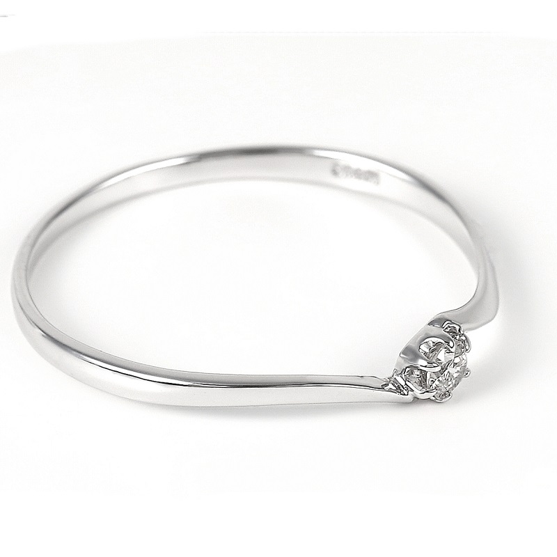 ＜ 甲府ジュエリー ＞細身0.04ct　ウェーブラインＫ10ＷＧ　一粒ダイヤ　リング　R951DI-2